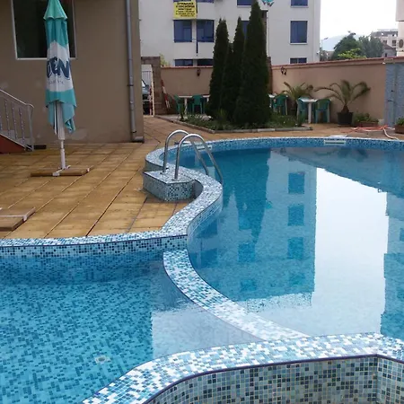 къща нанси *